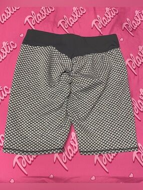 EUC Gray Honeycomb Workout Gym Fitness Yoga Training Athletic Butt Lift Shorts